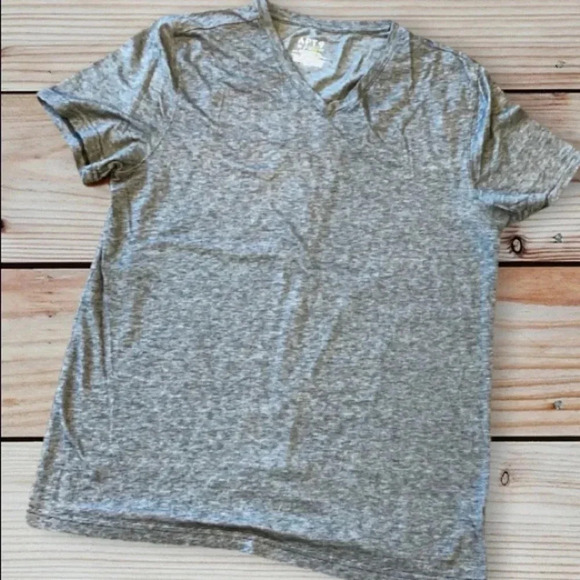 Apt 9 T-shirt - Picture 1 of 4